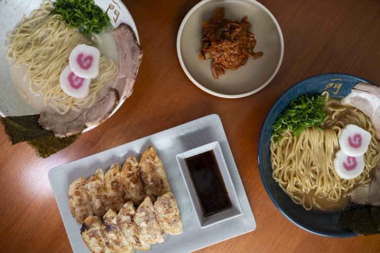 Kaimon tem lamen de longa cocção e massa artesanal